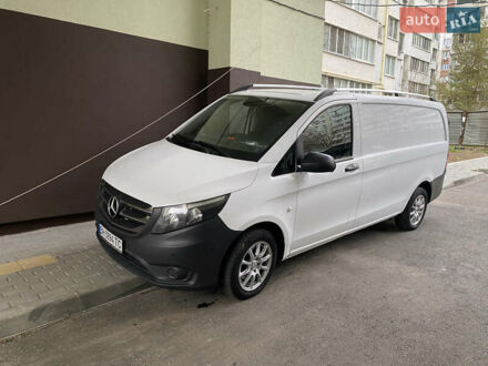 Мерседес Вито 2018 в Николаеве на Automoto.ua Белый Мерседес Вито, объемом двигателя 2.14 л и пробегом 316 тыс. км за 17800 $, фото 1 на Automoto.ua