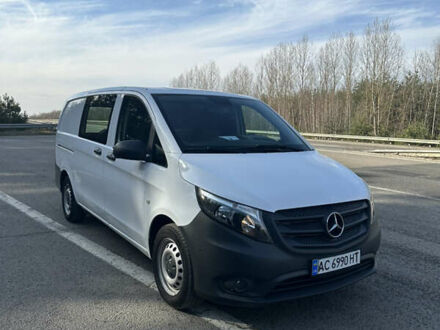 Мерседес Вито 2019 в Ковель на Automoto.ua Белый Мерседес Вито, объемом двигателя 2.1 л и пробегом 183 тыс. км за 23866 $, фото 1 на Automoto.ua