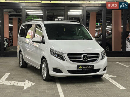 Мерседес Вито 2019 в Киеве на Automoto.ua Белый Мерседес Вито, объемом двигателя 2.2 л и пробегом 172 тыс. км за 31500 $, фото 1 на Automoto.ua