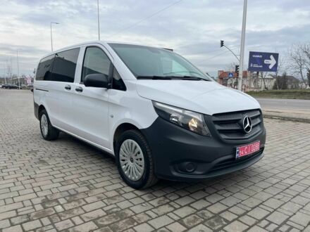 Білий Мерседес Віто, об'ємом двигуна 2 л та пробігом 237 тис. км за 26950 $, фото 1 на Automoto.ua