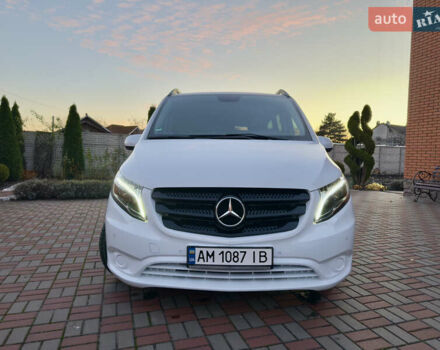 Білий Мерседес Віто, об'ємом двигуна 2.2 л та пробігом 178 тис. км за 27200 $, фото 1 на Automoto.ua