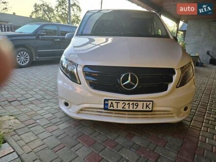 Белый Мерседес Вито, объемом двигателя 1.95 л и пробегом 144 тыс. км за 28000 $, фото 1 на Automoto.ua
