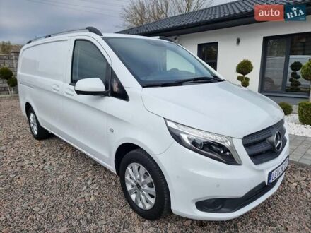 Белый Мерседес Вито, объемом двигателя 2 л и пробегом 210 тыс. км за 22900 $, фото 1 на Automoto.ua