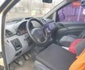 Бежевый Мерседес Вито, объемом двигателя 2.1 л и пробегом 290 тыс. км за 9000 $, фото 4 на Automoto.ua