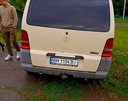 Бежевый Мерседес Вито, объемом двигателя 2.3 л и пробегом 200 тыс. км за 2000 $, фото 1 на Automoto.ua