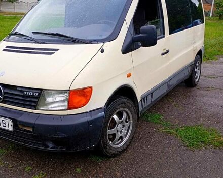 Бежевый Мерседес Вито, объемом двигателя 2.3 л и пробегом 200 тыс. км за 2000 $, фото 2 на Automoto.ua