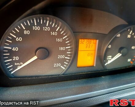 Бежевий Мерседес Віто, об'ємом двигуна 2.2 л та пробігом 321 тис. км за 13500 $, фото 4 на Automoto.ua