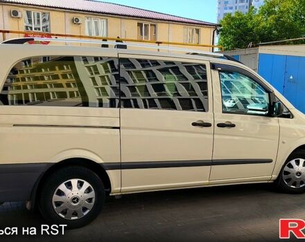 Бежевий Мерседес Віто, об'ємом двигуна 2.2 л та пробігом 321 тис. км за 13500 $, фото 1 на Automoto.ua