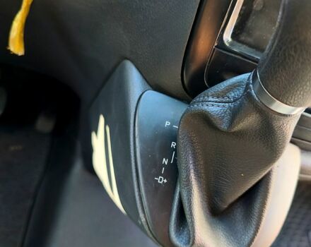 Бежевий Мерседес Віто, об'ємом двигуна 2.2 л та пробігом 321 тис. км за 13500 $, фото 5 на Automoto.ua