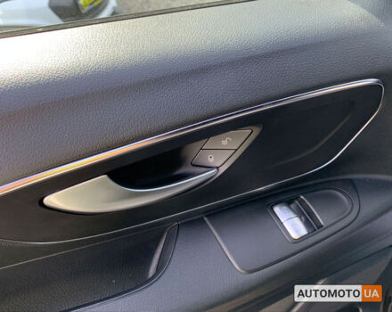 Черный Мерседес Вито, объемом двигателя 2 л и пробегом 57 тыс. км за 30700 $, фото 7 на Automoto.ua