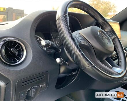 Черный Мерседес Вито, объемом двигателя 2 л и пробегом 57 тыс. км за 30700 $, фото 14 на Automoto.ua