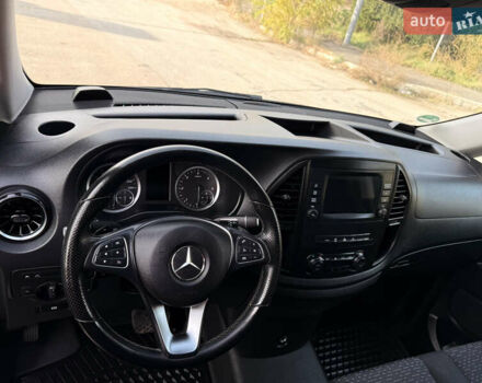 Черный Мерседес Вито, объемом двигателя 2 л и пробегом 217 тыс. км за 28000 $, фото 17 на Automoto.ua