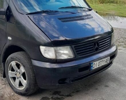 Черный Мерседес Вито, объемом двигателя 2.2 л и пробегом 2 тыс. км за 5100 $, фото 5 на Automoto.ua