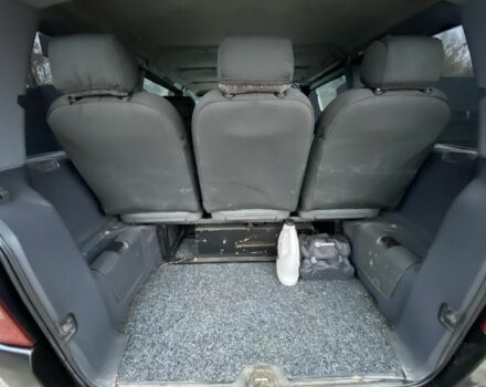 Черный Мерседес Вито, объемом двигателя 2.2 л и пробегом 200 тыс. км за 4300 $, фото 10 на Automoto.ua