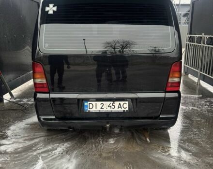 Черный Мерседес Вито, объемом двигателя 2.1 л и пробегом 515 тыс. км за 5250 $, фото 1 на Automoto.ua