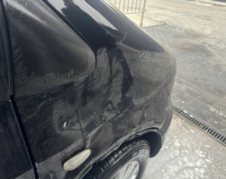 Черный Мерседес Вито, объемом двигателя 2.1 л и пробегом 515 тыс. км за 5250 $, фото 5 на Automoto.ua