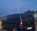 Черный Мерседес Вито, объемом двигателя 2.1 л и пробегом 485 тыс. км за 3990 $, фото 4 на Automoto.ua