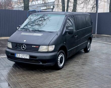 Черный Мерседес Вито, объемом двигателя 3 л и пробегом 234 тыс. км за 2750 $, фото 1 на Automoto.ua