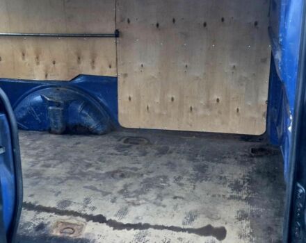 Черный Мерседес Вито, объемом двигателя 3 л и пробегом 234 тыс. км за 2750 $, фото 6 на Automoto.ua