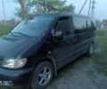Чорний Мерседес Віто, об'ємом двигуна 2.1 л та пробігом 300 тис. км за 3200 $, фото 1 на Automoto.ua
