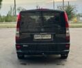 Черный Мерседес Вито, объемом двигателя 2.1 л и пробегом 400 тыс. км за 6870 $, фото 4 на Automoto.ua