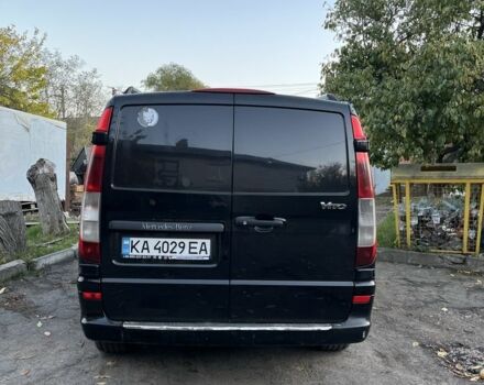 Черный Мерседес Вито, объемом двигателя 2.1 л и пробегом 298 тыс. км за 7000 $, фото 5 на Automoto.ua