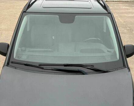 Черный Мерседес Вито, объемом двигателя 1.6 л и пробегом 111 тыс. км за 15000 $, фото 13 на Automoto.ua