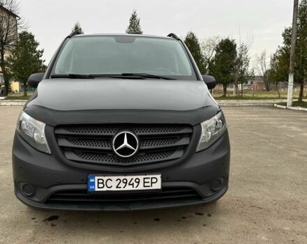 Черный Мерседес Вито, объемом двигателя 1.6 л и пробегом 111 тыс. км за 15000 $, фото 8 на Automoto.ua