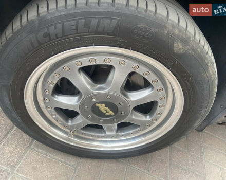 Черный Мерседес Вито, объемом двигателя 2.3 л и пробегом 300 тыс. км за 6300 $, фото 9 на Automoto.ua