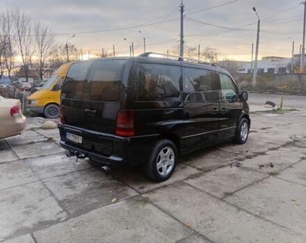 Черный Мерседес Вито, объемом двигателя 2.2 л и пробегом 360 тыс. км за 4300 $, фото 5 на Automoto.ua