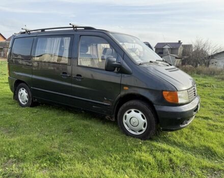 Черный Мерседес Вито, объемом двигателя 2.2 л и пробегом 320 тыс. км за 4200 $, фото 1 на Automoto.ua