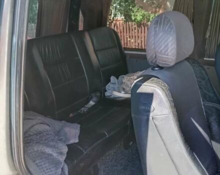 Мерседес Віто 2000 у Сторожинце на Automoto.ua Чорний Мерседес Віто, об'ємом двигуна 2.2 л та пробігом 358 тис. км за 4800 $, фото 2 на Automoto.ua