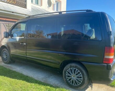 Черный Мерседес Вито, объемом двигателя 2.2 л и пробегом 260 тыс. км за 3000 $, фото 5 на Automoto.ua