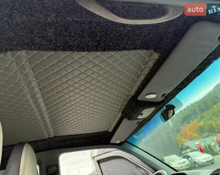 Черный Мерседес Вито, объемом двигателя 2.2 л и пробегом 370 тыс. км за 4699 $, фото 50 на Automoto.ua