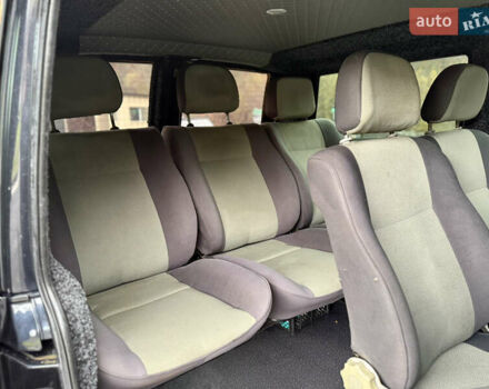 Черный Мерседес Вито, объемом двигателя 2.2 л и пробегом 370 тыс. км за 4699 $, фото 57 на Automoto.ua