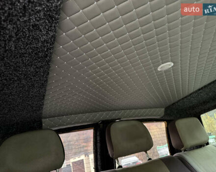 Черный Мерседес Вито, объемом двигателя 2.2 л и пробегом 370 тыс. км за 4699 $, фото 59 на Automoto.ua