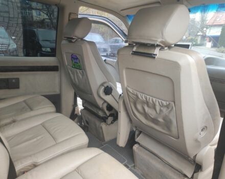 Черный Мерседес Вито, объемом двигателя 2.2 л и пробегом 340 тыс. км за 5100 $, фото 15 на Automoto.ua