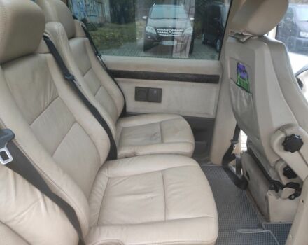 Черный Мерседес Вито, объемом двигателя 2.2 л и пробегом 340 тыс. км за 5100 $, фото 16 на Automoto.ua