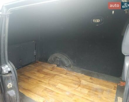 Чорний Мерседес Віто, об'ємом двигуна 2.1 л та пробігом 270 тис. км за 2800 $, фото 1 на Automoto.ua