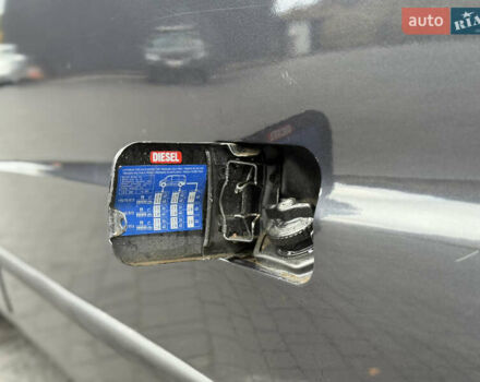 Черный Мерседес Вито, объемом двигателя 2.2 л и пробегом 370 тыс. км за 4699 $, фото 20 на Automoto.ua