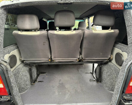 Черный Мерседес Вито, объемом двигателя 2.2 л и пробегом 370 тыс. км за 4699 $, фото 69 на Automoto.ua