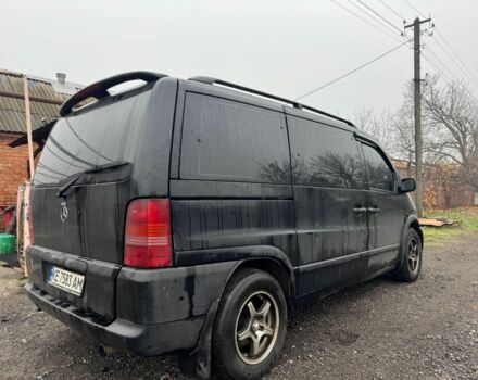 Черный Мерседес Вито, объемом двигателя 2.2 л и пробегом 360 тыс. км за 6000 $, фото 2 на Automoto.ua