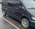 Чорний Мерседес Віто, об'ємом двигуна 2.2 л та пробігом 350 тис. км за 4722 $, фото 1 на Automoto.ua