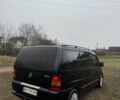 Черный Мерседес Вито, объемом двигателя 2.15 л и пробегом 400 тыс. км за 3700 $, фото 4 на Automoto.ua
