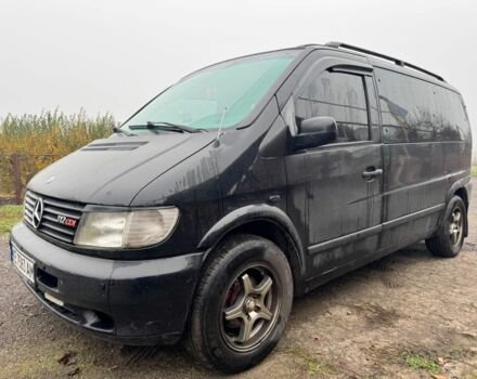 Черный Мерседес Вито, объемом двигателя 2.2 л и пробегом 360 тыс. км за 6000 $, фото 4 на Automoto.ua