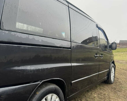 Черный Мерседес Вито, объемом двигателя 2.15 л и пробегом 400 тыс. км за 3700 $, фото 5 на Automoto.ua