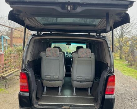 Черный Мерседес Вито, объемом двигателя 2.2 л и пробегом 360 тыс. км за 6000 $, фото 10 на Automoto.ua