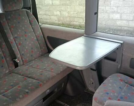 Черный Мерседес Вито, объемом двигателя 2.15 л и пробегом 280 тыс. км за 8000 $, фото 19 на Automoto.ua