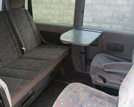 Черный Мерседес Вито, объемом двигателя 2.15 л и пробегом 280 тыс. км за 8000 $, фото 20 на Automoto.ua