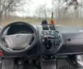 Чорний Мерседес Віто, об'ємом двигуна 2.1 л та пробігом 300 тис. км за 3650 $, фото 16 на Automoto.ua